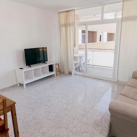 2 Bedroom Terrace & Pool Apartment Lloret de Mar