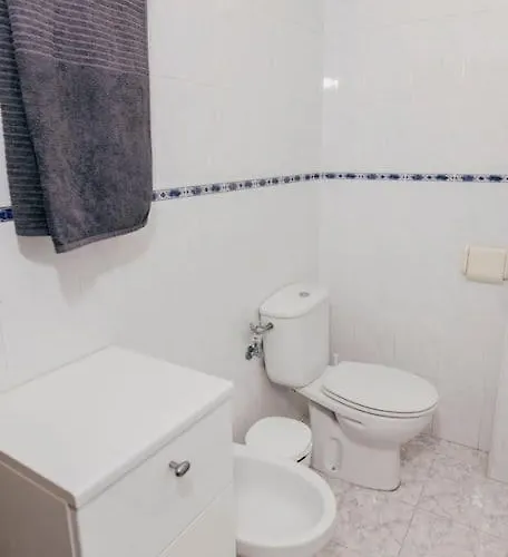 2 Bedroom Terrace & Pool יורט דה מאר